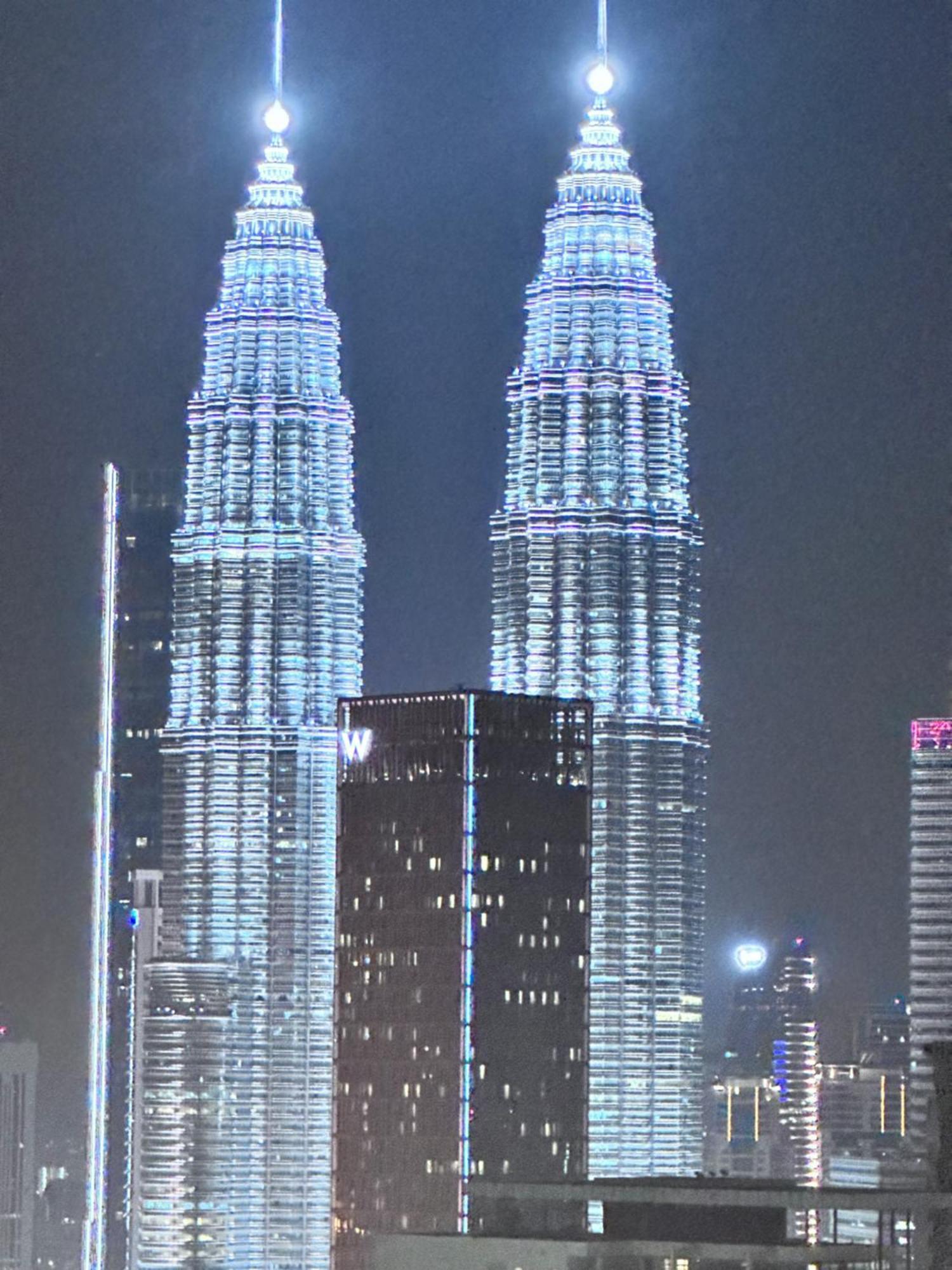 The Luxe Infinitum Klcc By Kl Malaysia Daire Kuala Lumpur Dış mekan fotoğraf