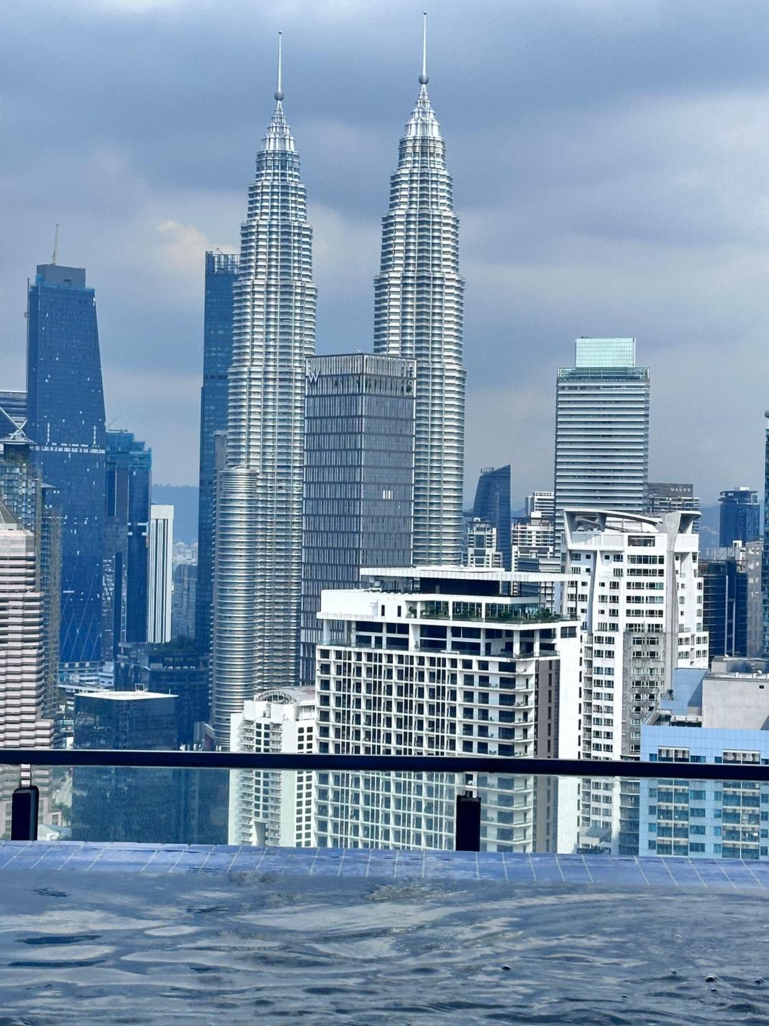 The Luxe Infinitum Klcc By Kl Malaysia Daire Kuala Lumpur Dış mekan fotoğraf
