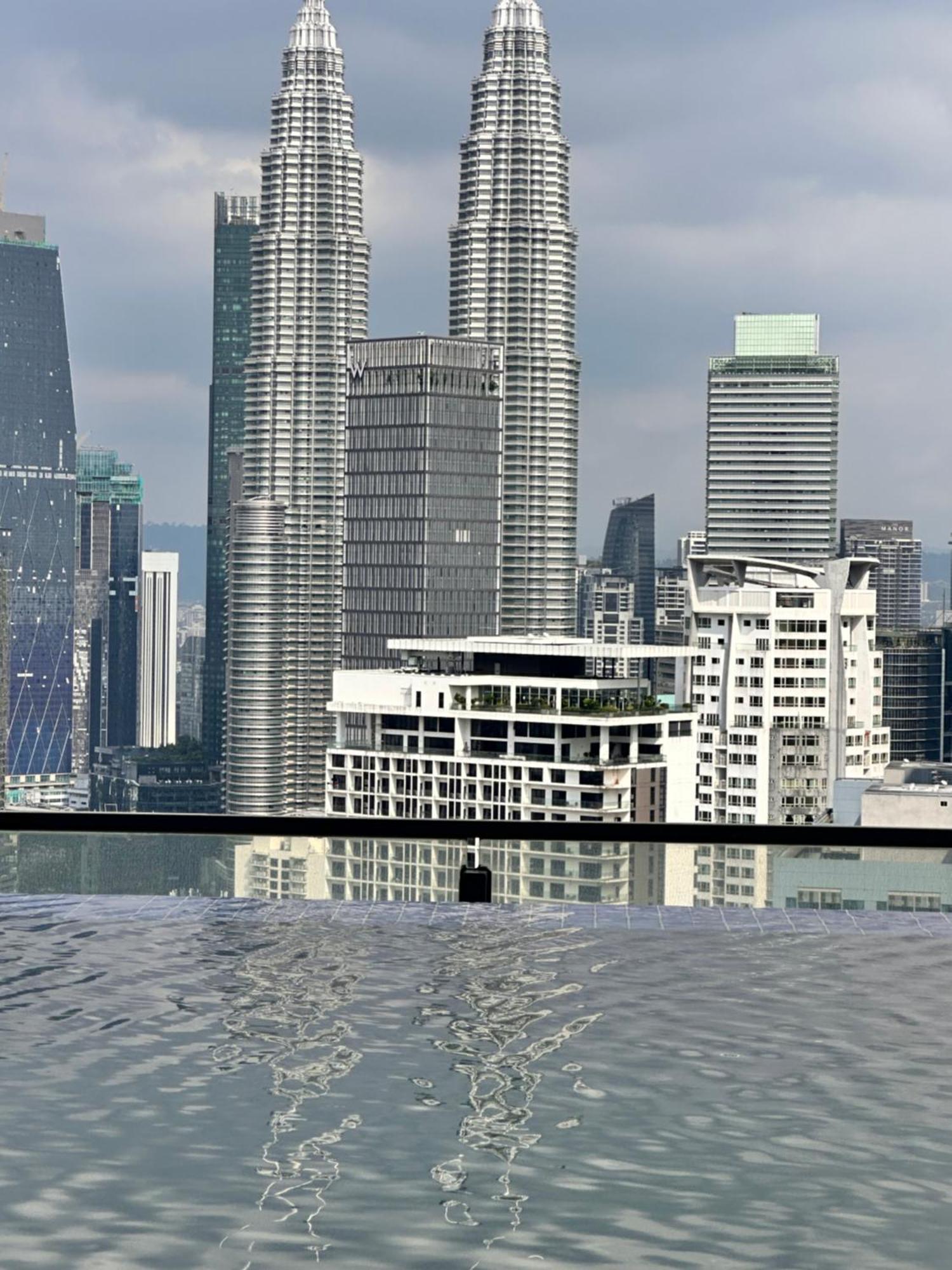 The Luxe Infinitum Klcc By Kl Malaysia Daire Kuala Lumpur Dış mekan fotoğraf