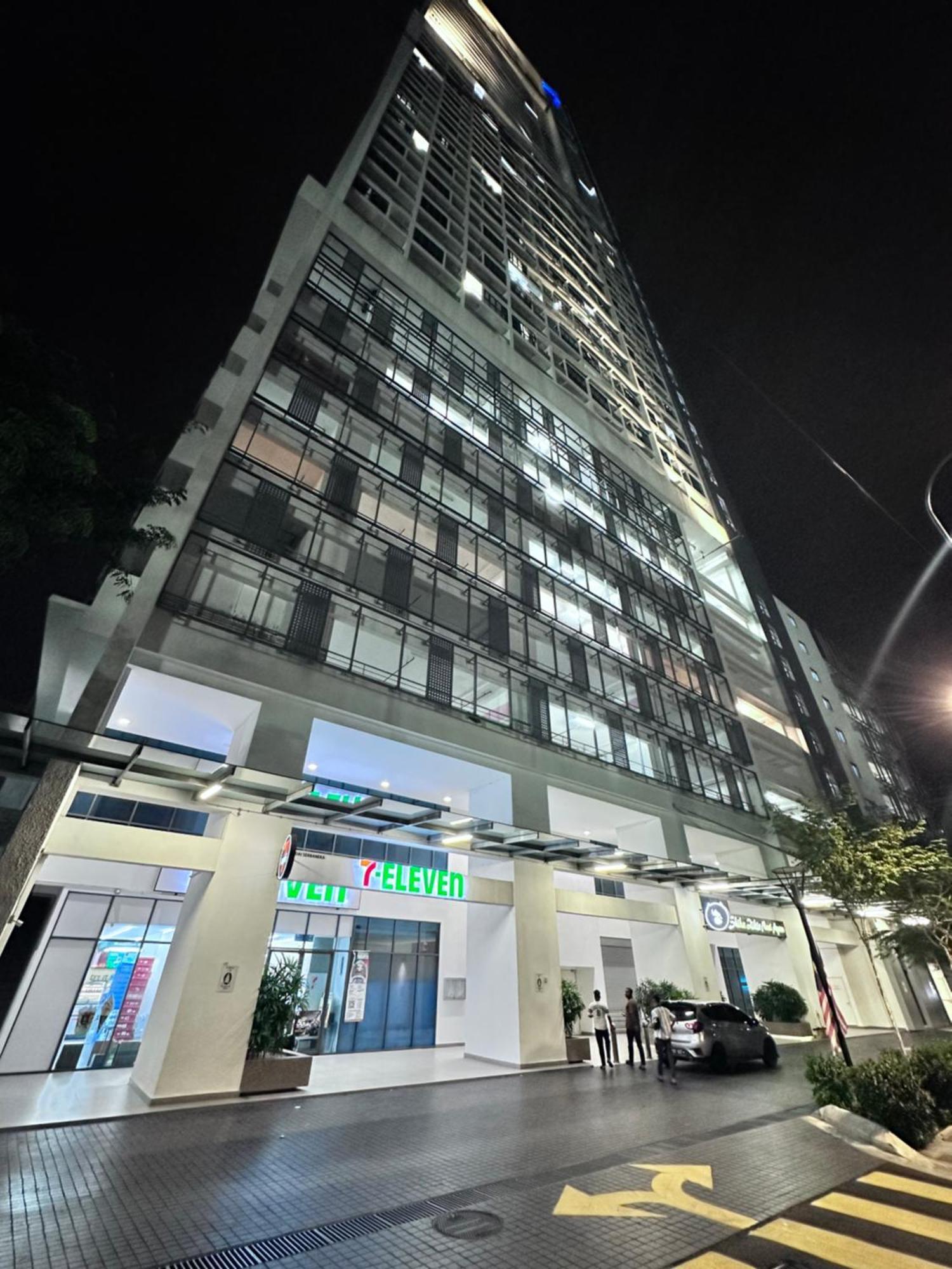 The Luxe Infinitum Klcc By Kl Malaysia Daire Kuala Lumpur Dış mekan fotoğraf