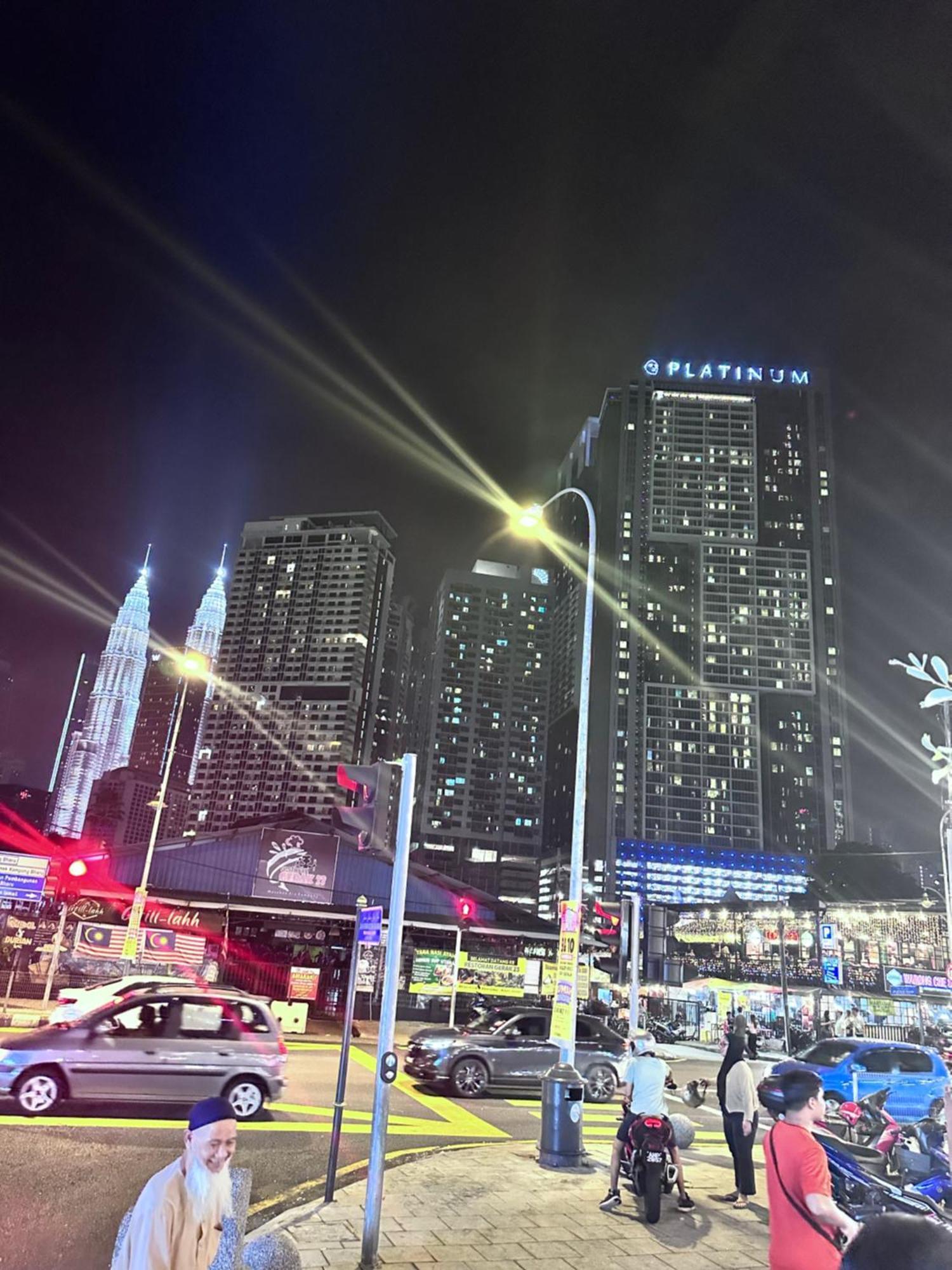 The Luxe Infinitum Klcc By Kl Malaysia Daire Kuala Lumpur Dış mekan fotoğraf